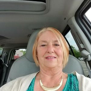 Meet your Posher, Vicki